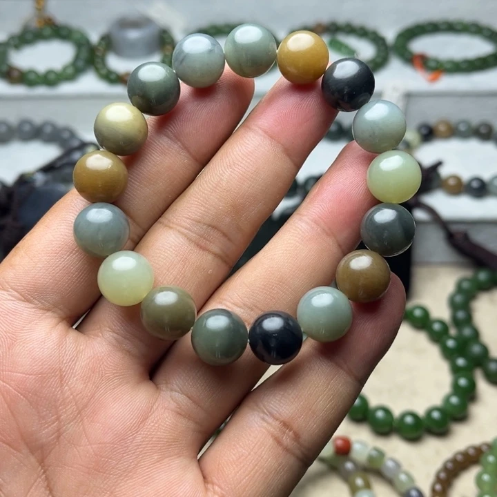 手串未镶嵌和田玉