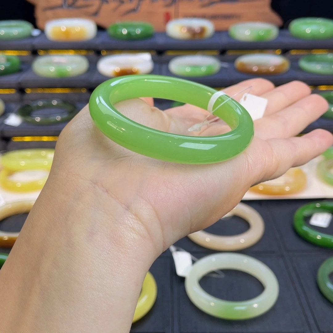 和田玉未镶嵌手镯分单