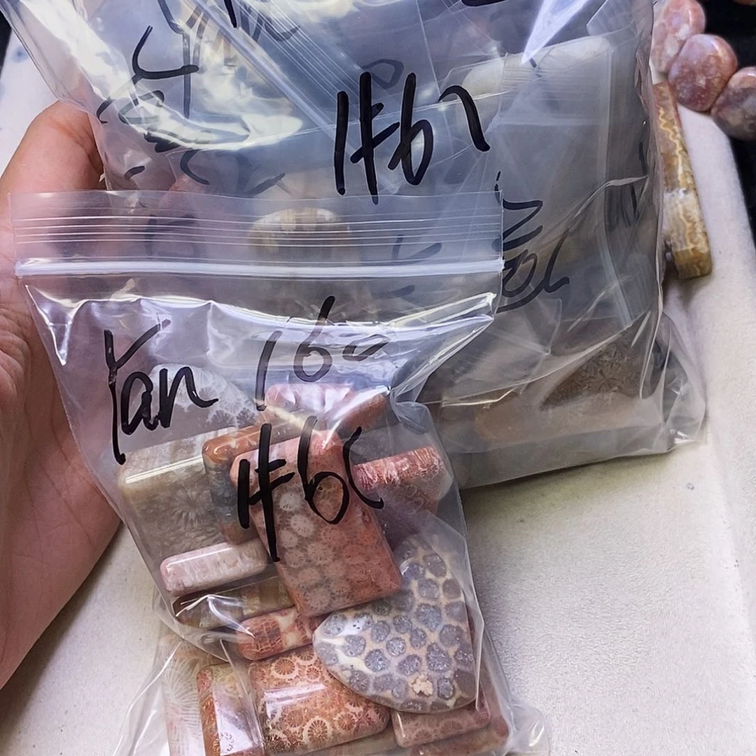 查罗石合金颈饰Y****