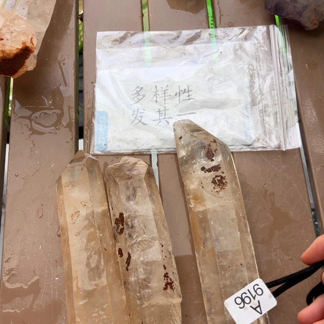 【闪购商品】未镶嵌水晶大型摆件（非配饰）多样性发其一