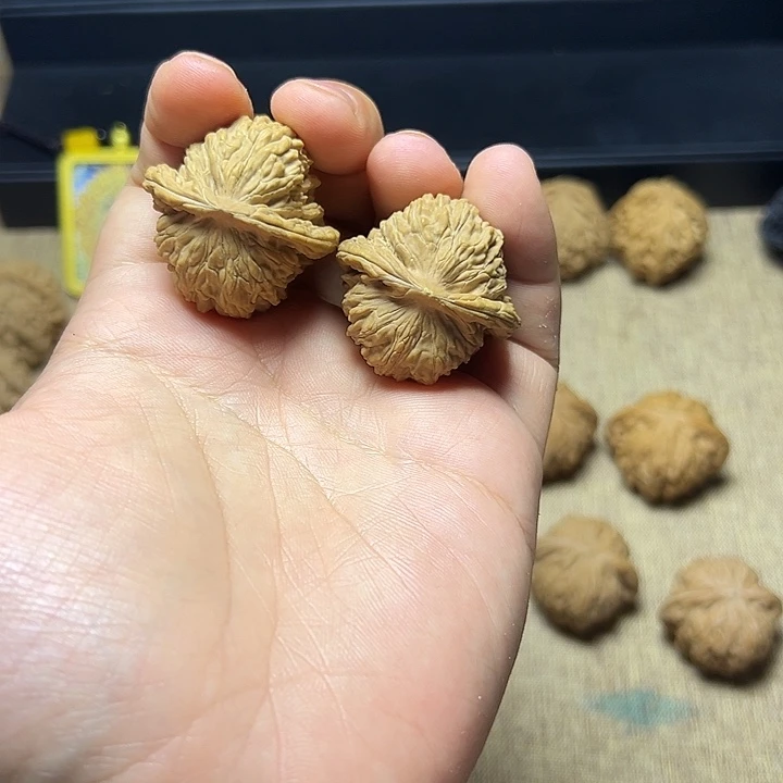 虚***e文玩核桃把件福袋