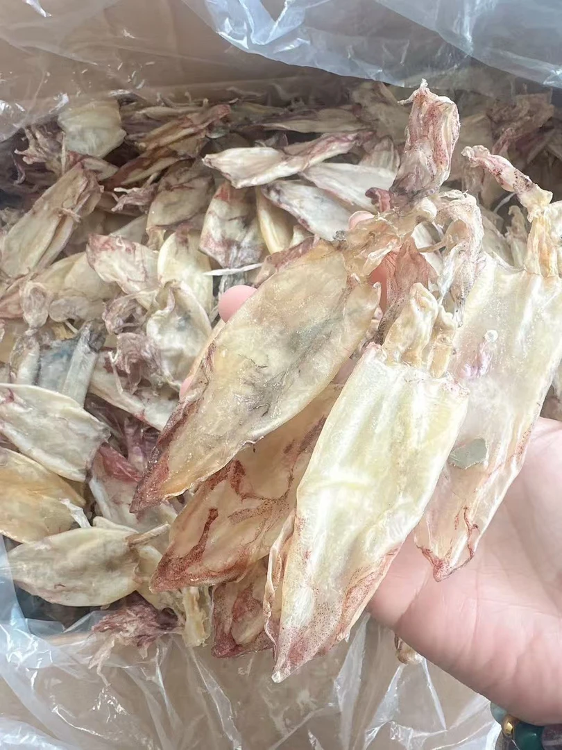 本港日晒淡干鱿鱼筒新嫩美味食用干货