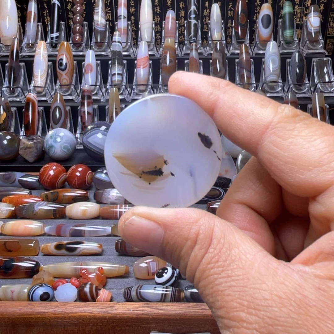 玛瑙/玉髓颈饰合金