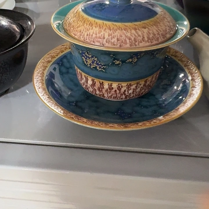主人杯一个，瓷。。。。。