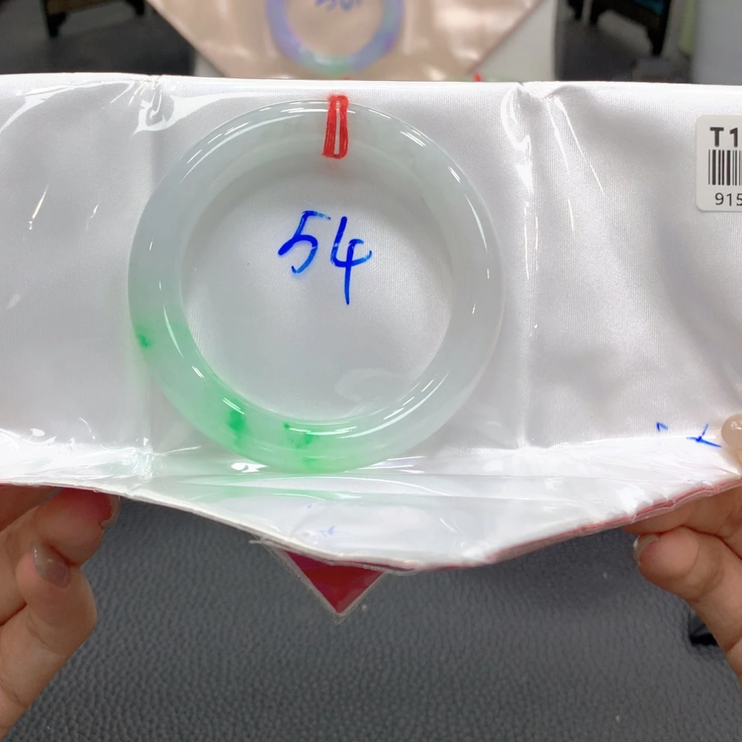 翡翠未镶嵌手镯翡翠
