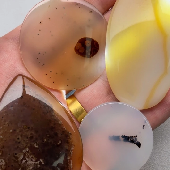 玛瑙/玉髓颈饰未镶嵌贼*拉