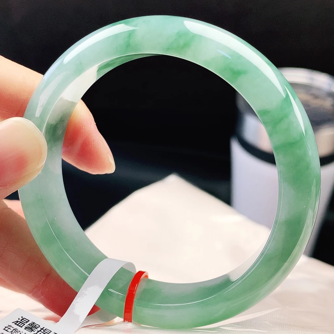 未镶嵌手镯翡翠54圈