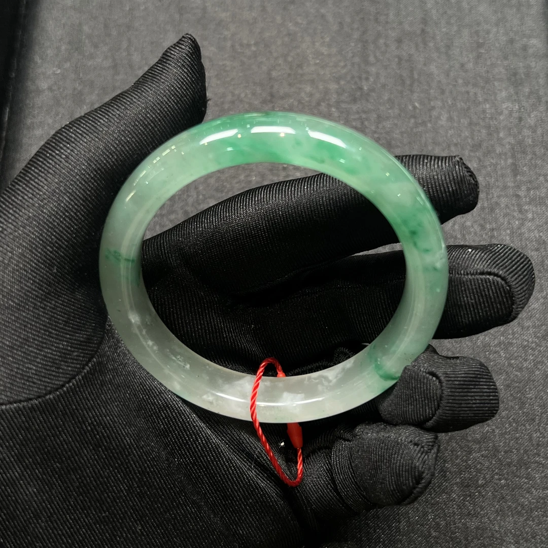 天然精品冰飘花非洲翠手镯