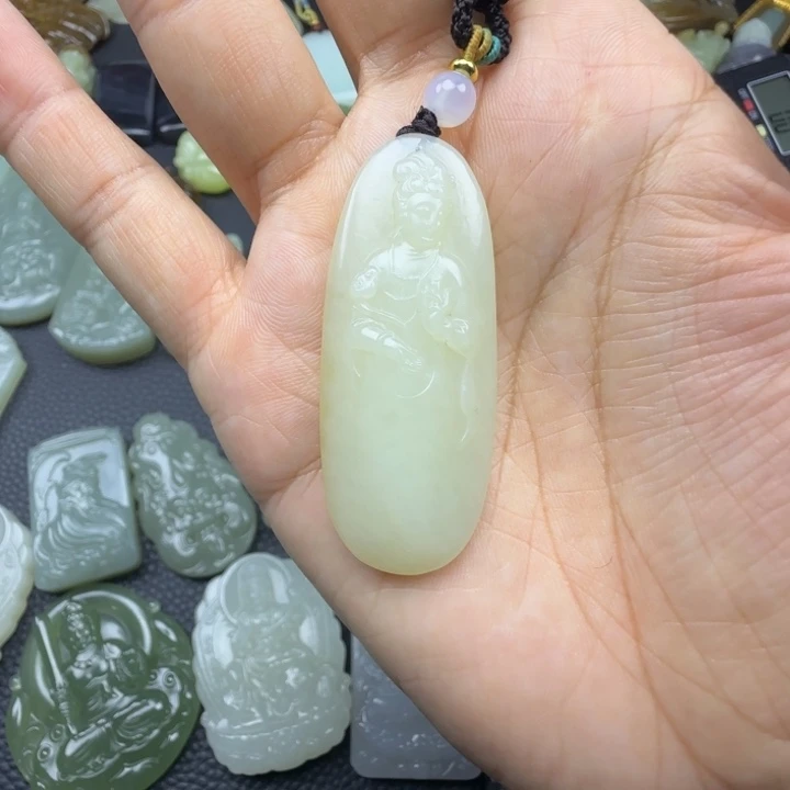 和田玉未镶嵌珠宝奇石