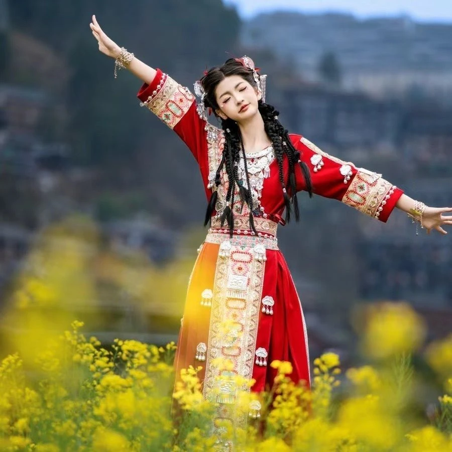 漫园新款苗寨旅拍民族特色服饰苗族土家族少数民族苗疆少女民族风