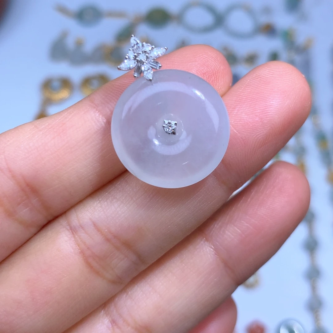 翡翠18K金镶嵌吊坠(不含链)平安扣