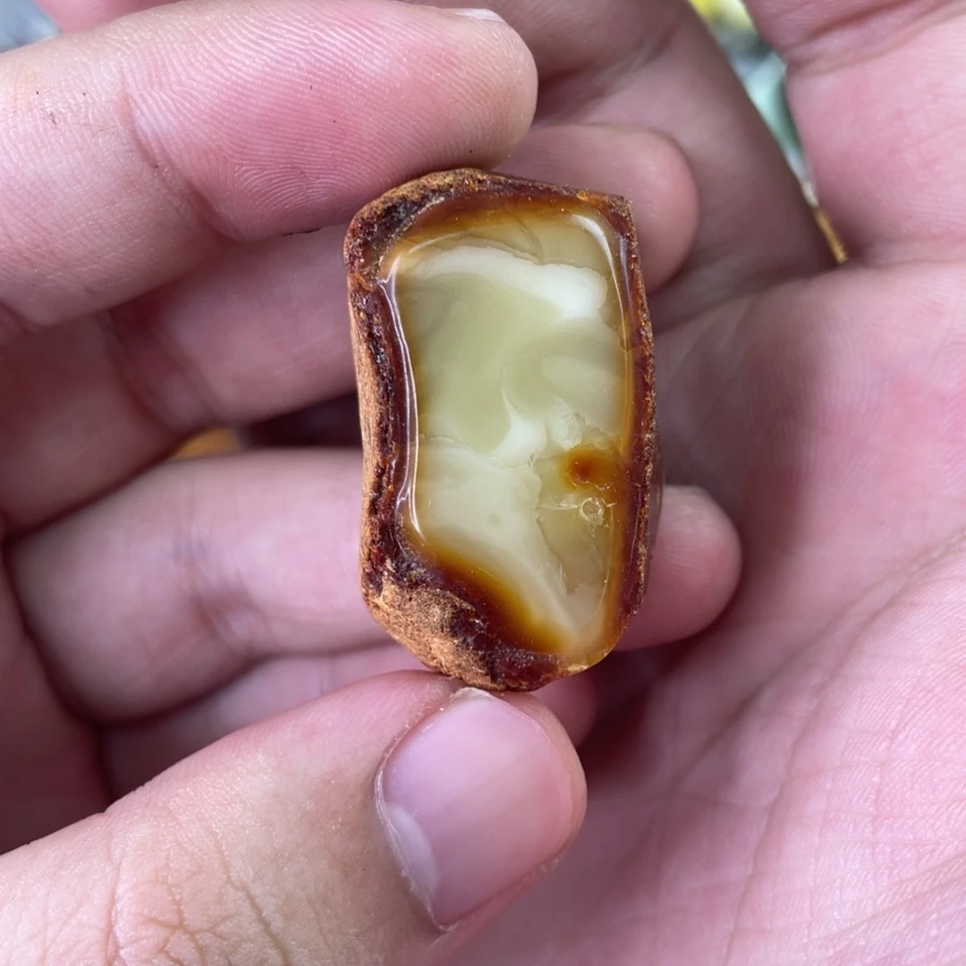 定制琥珀天然琥珀