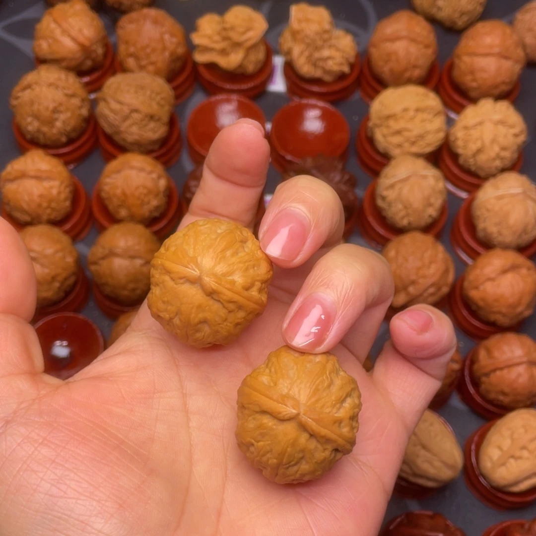 吊坠文玩核桃金刚石