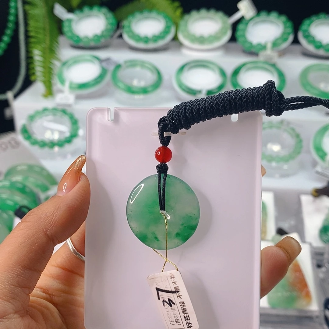石英质玉未镶嵌吊坠(不含链)