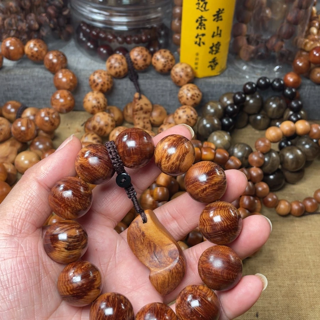 柏木（崖柏）无事牌炽**影2.0太行崖柏陈化蚂蚁腿雪花瘤疤