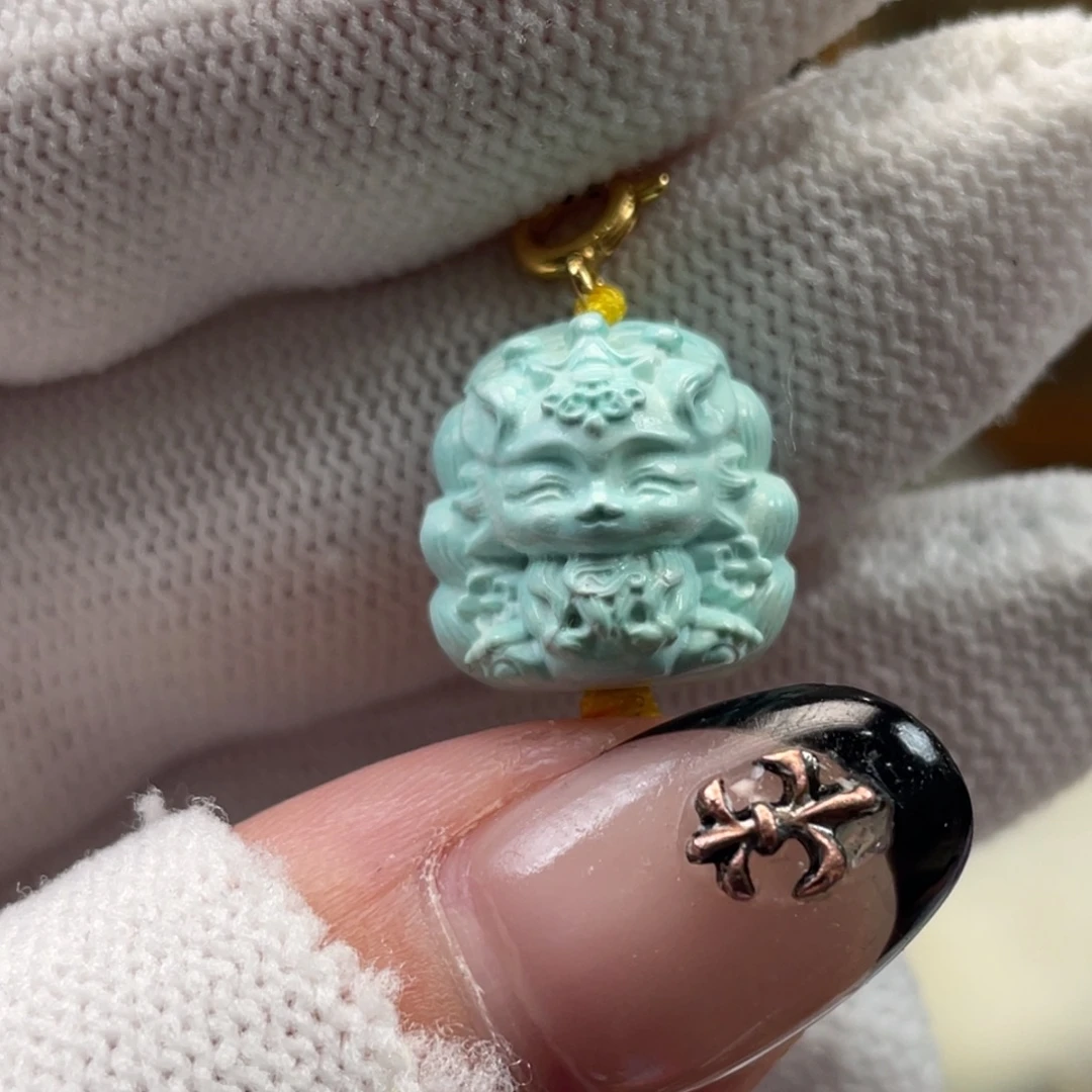 绿松石未镶嵌挂件