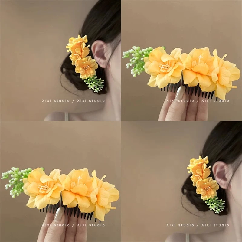甜美花朵发梳女春夏2025新款气质精致侧边插梳头饰高级旅行发卡