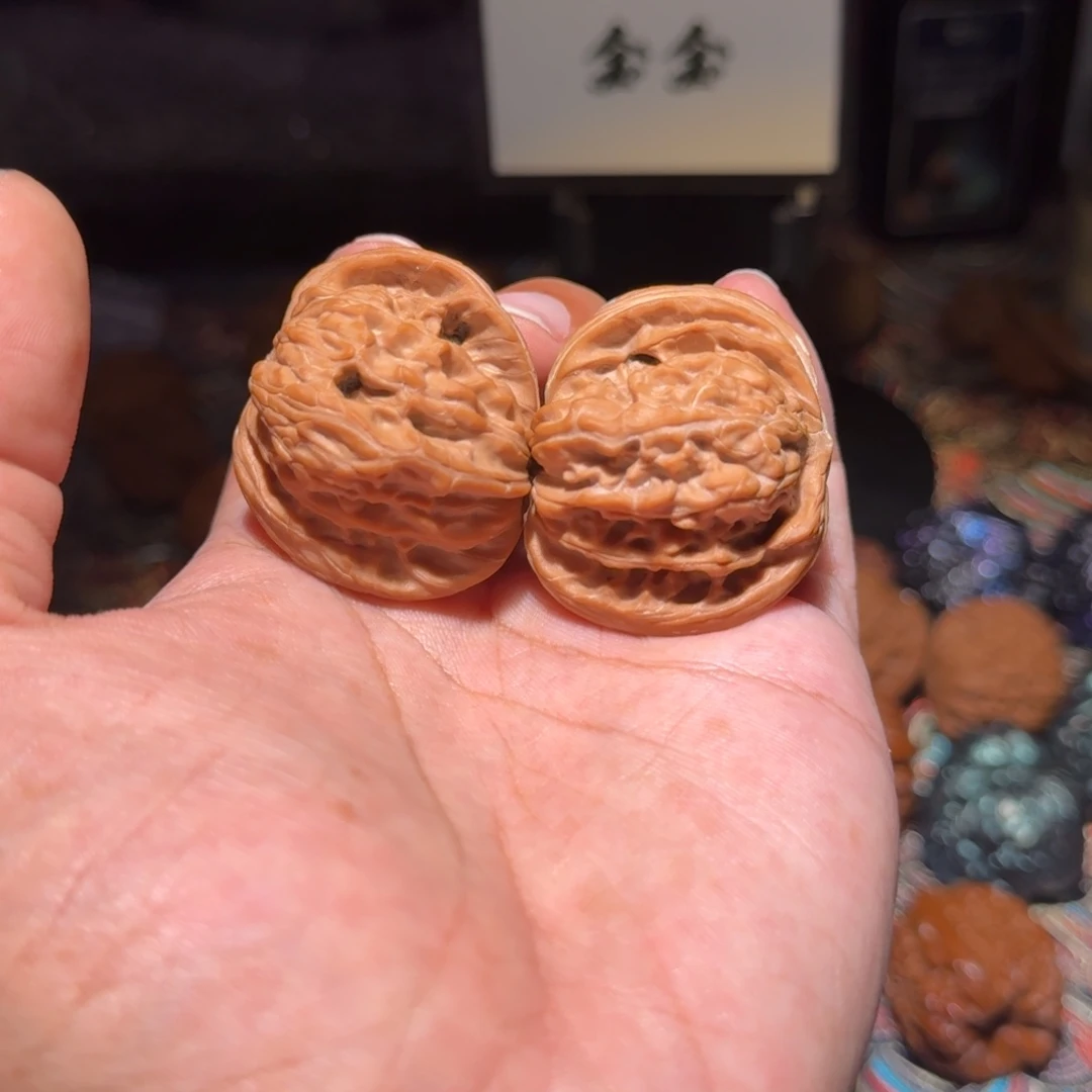 文玩核桃把件631磨盘顺风耳，尺寸40 41 34