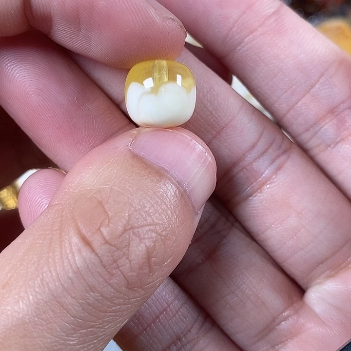 琥珀未镶嵌裸石我