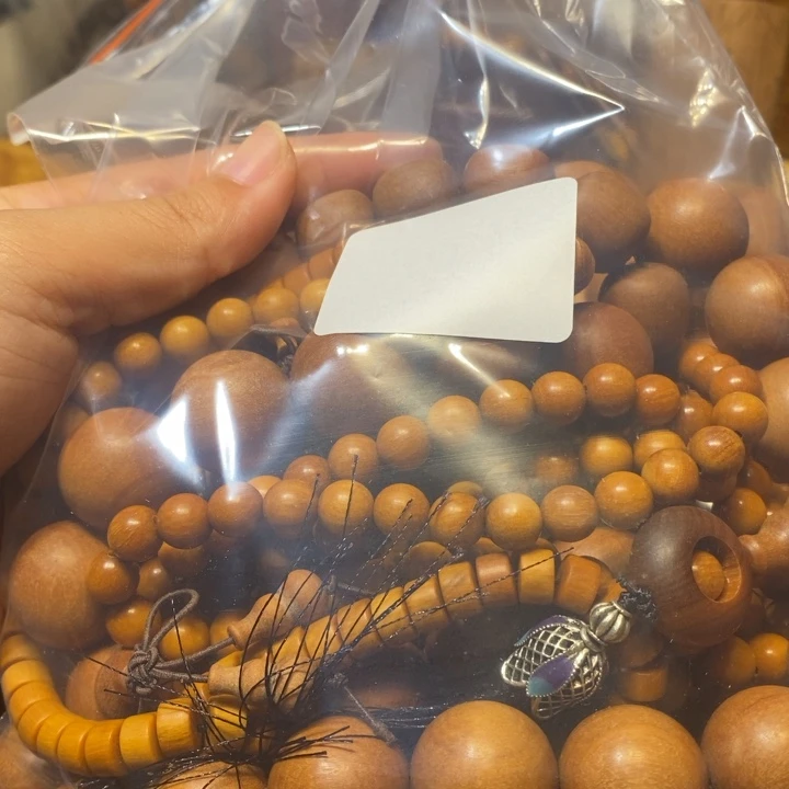 香榧木蚂****场偏区老山檀