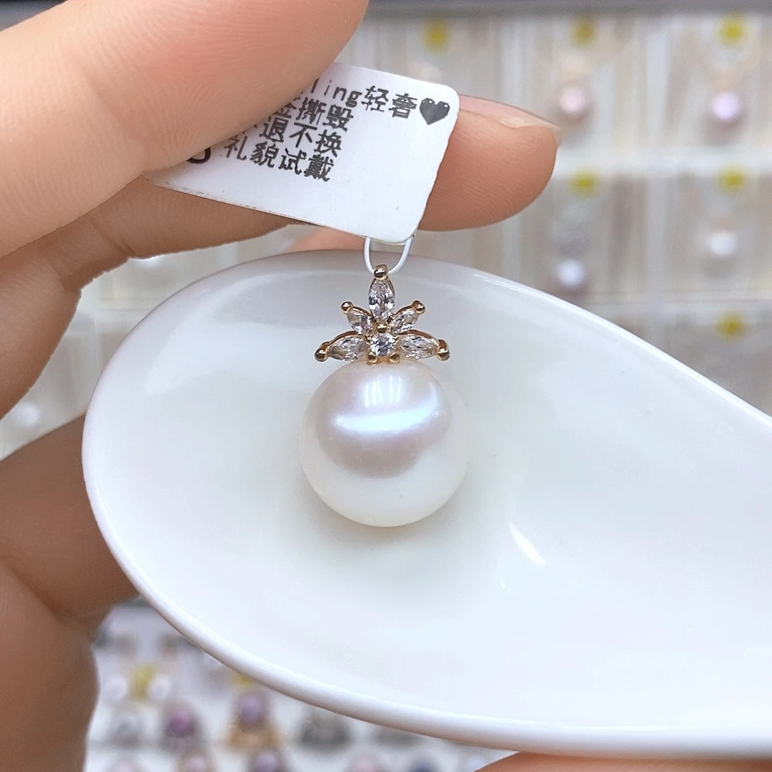 淡水珍珠合金颈饰