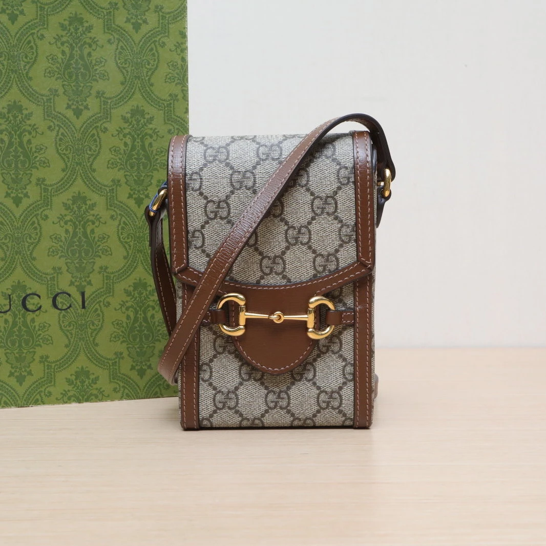 99新 GUCCI/古驰 小花Jerry活动马衔扣 三角插扣 手机包 乌木色