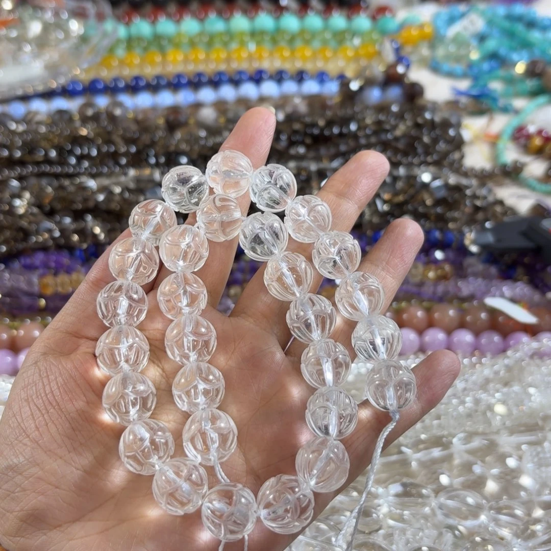 玛瑙/玉髓未镶嵌珠宝半成品天然白水莲花雕刻件一颗卡14