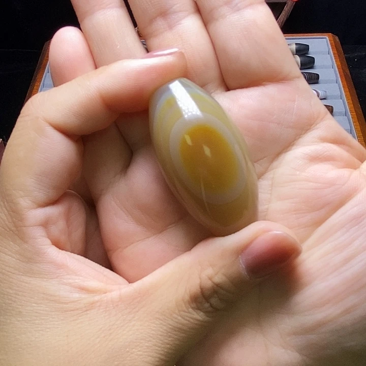 安***机玛瑙/玉髓未镶嵌颈饰