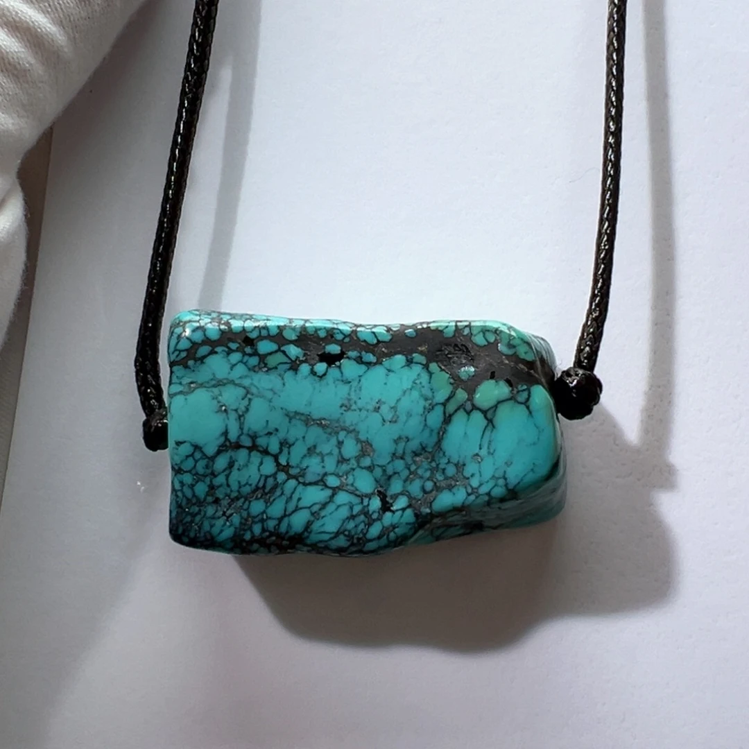 绿松石未镶嵌挂件