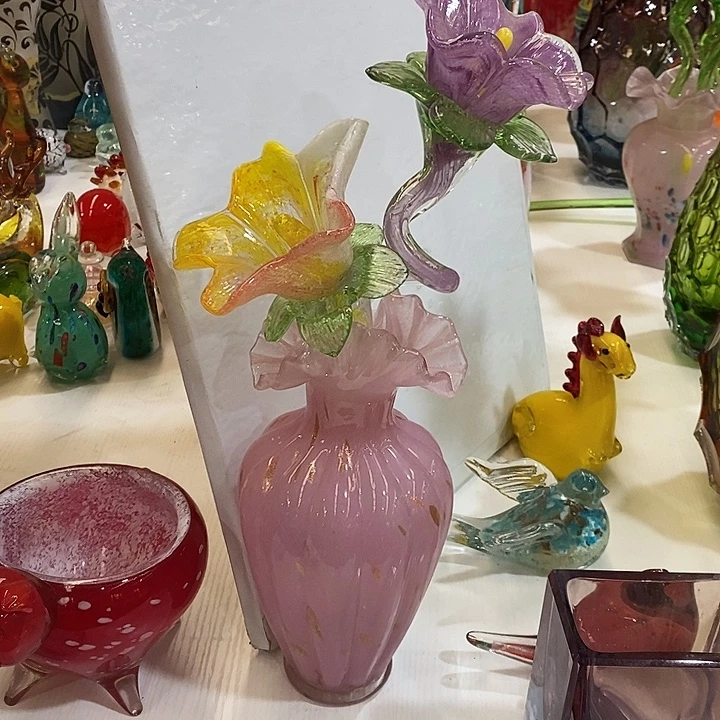 两只夜光花加瓶高35厘米