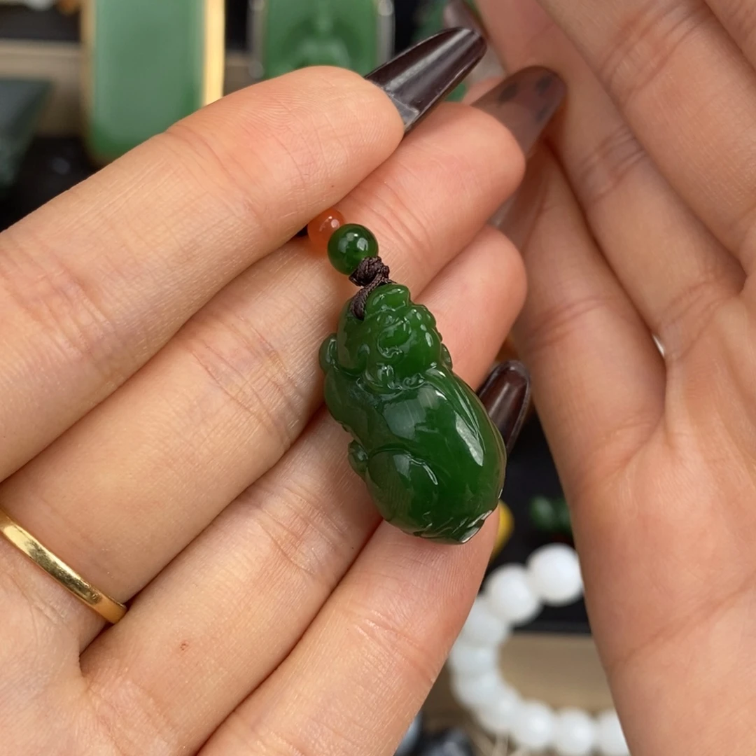 和田玉未镶嵌挂件