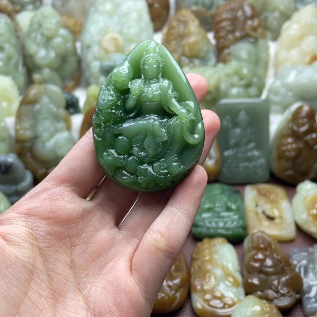 和田玉未镶嵌颈饰