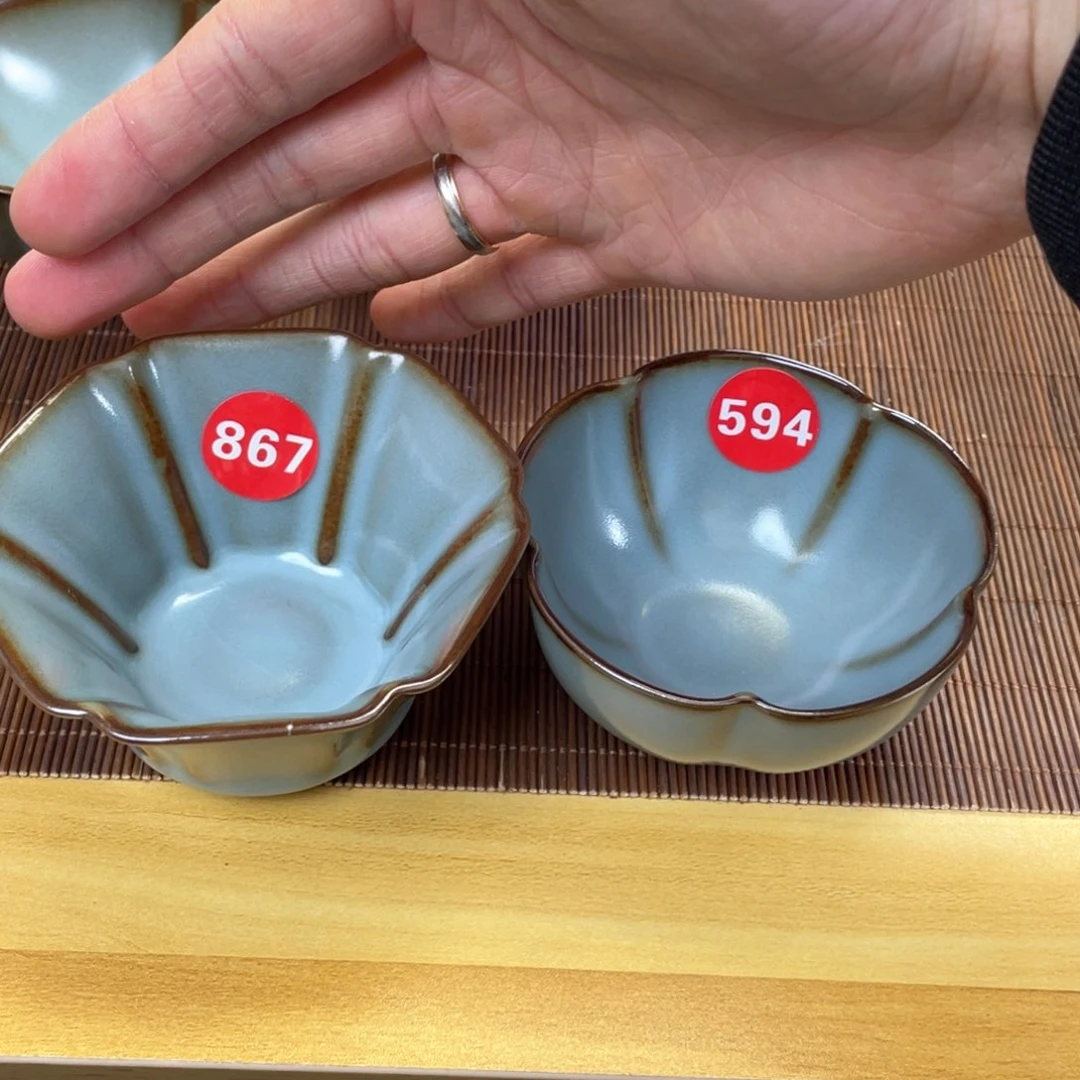 瓷片。。。。。。。。。。。。。。。