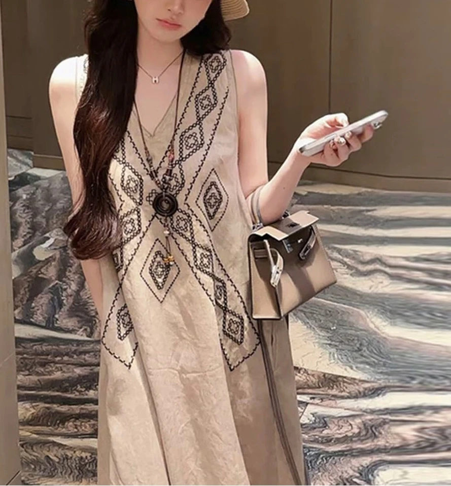 夏季民族风天丝亚麻波西米亚风刺绣连衣裙法式老钱风A1287