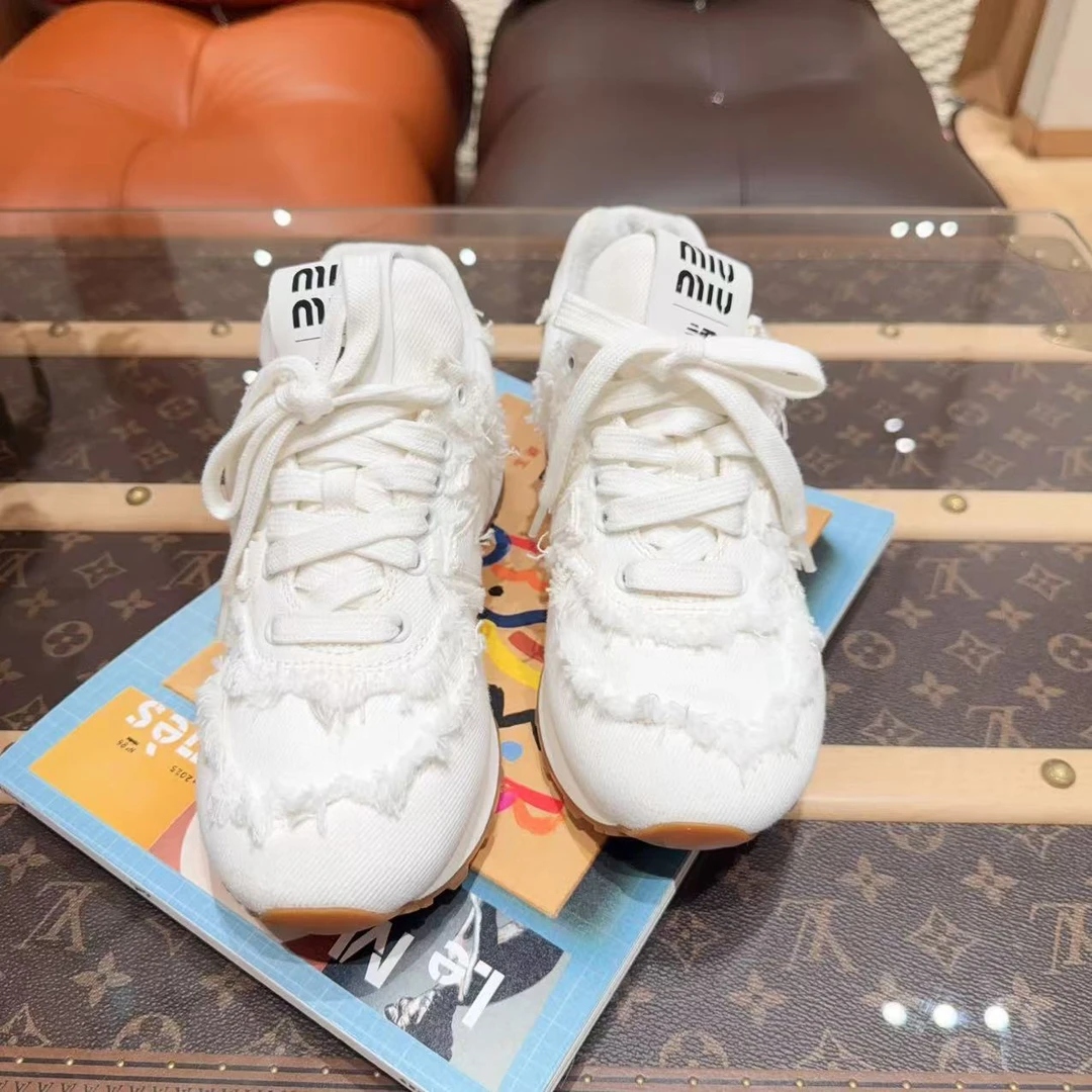 未使用 MIU MIU/缪缪 联名new balance白色毛边流苏小白鞋！35码