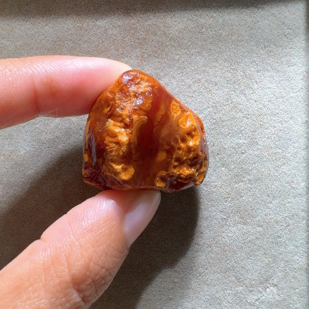 未镶嵌定制琥珀无**害定制