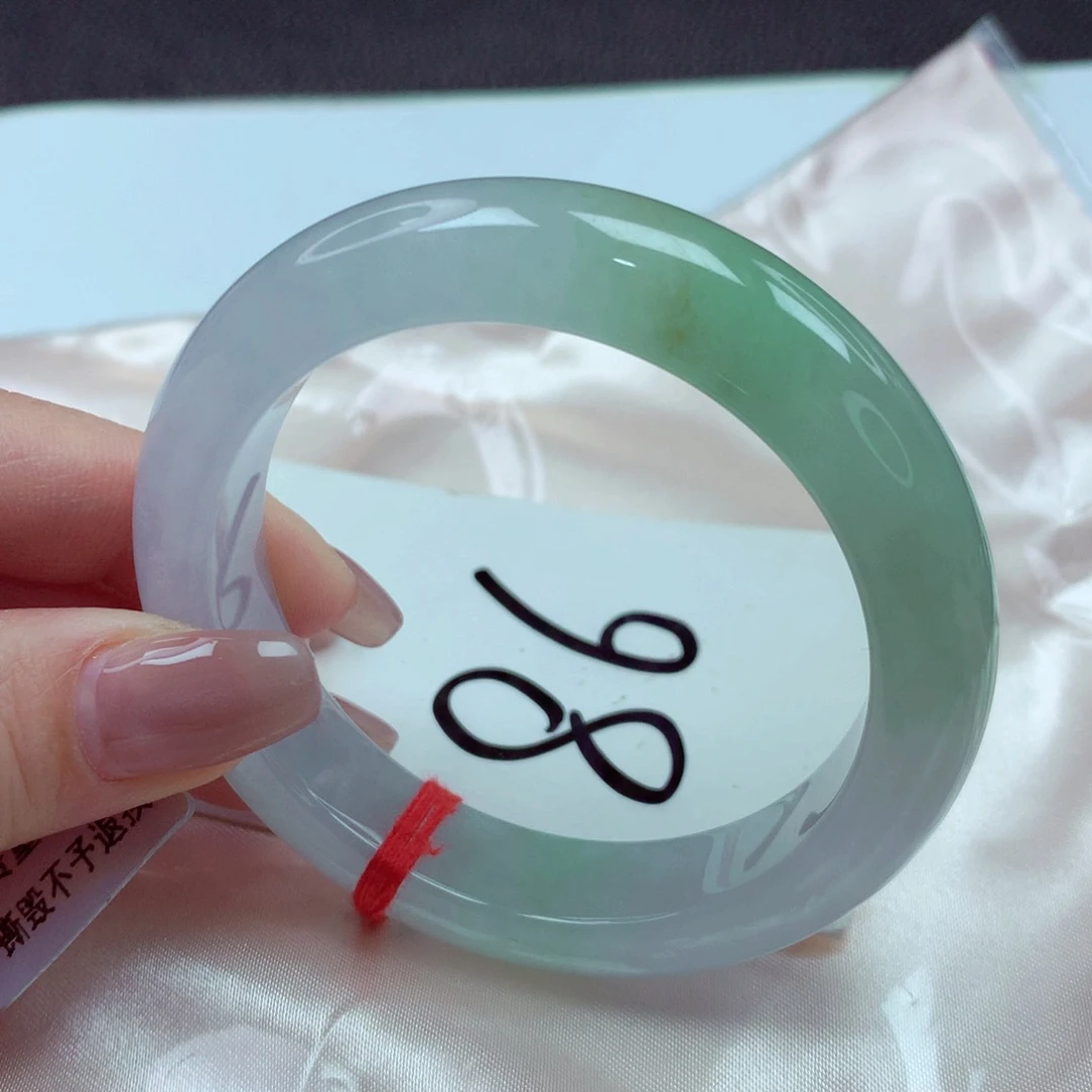 翡翠手镯未镶嵌手镯55