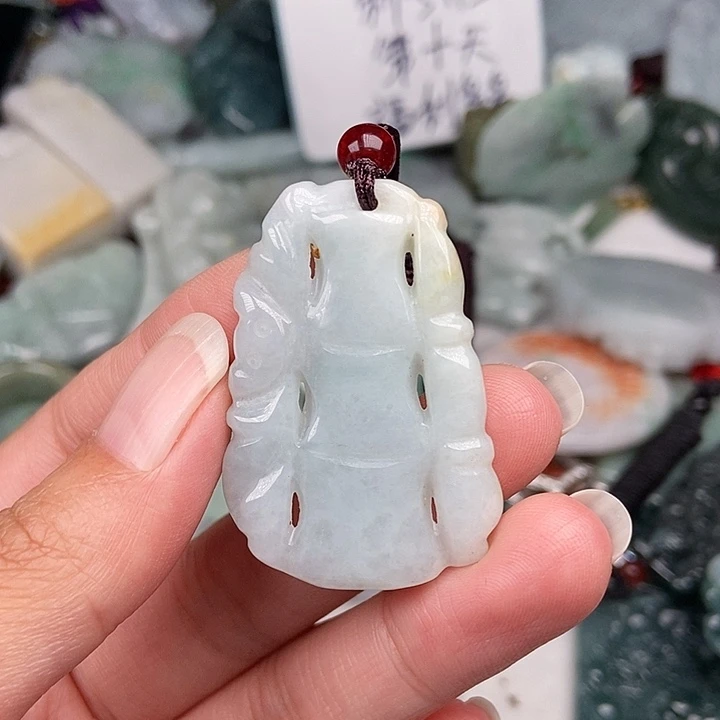 颈饰未镶嵌翡翠翡翠