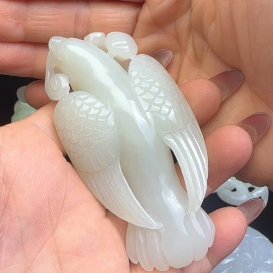 和田玉（糖玉）未镶嵌颈饰