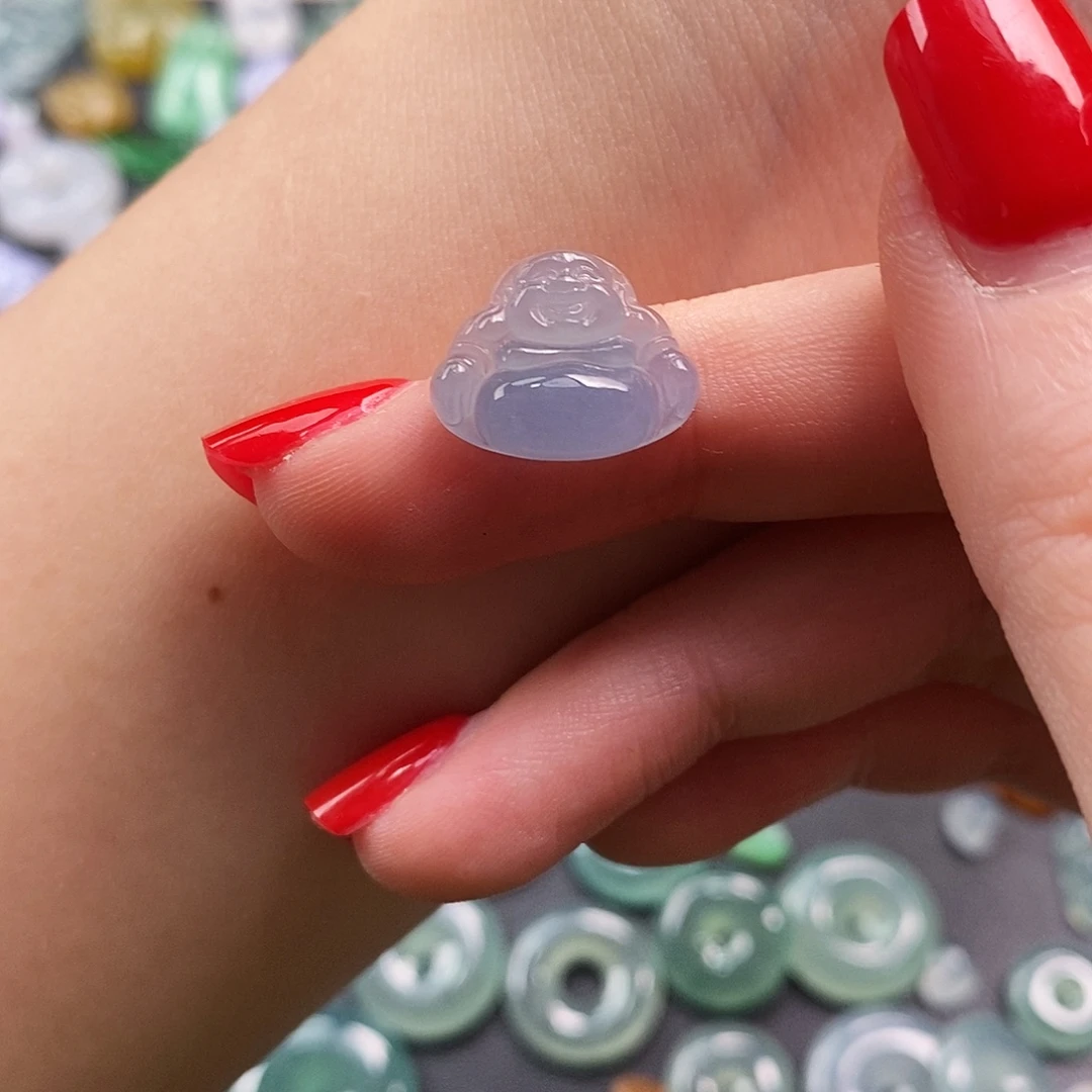 翡翠未镶嵌颈饰佛公