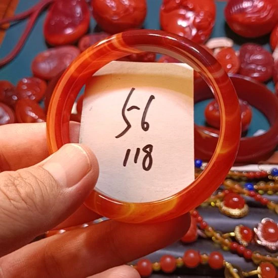 手镯玛瑙/玉髓未镶嵌