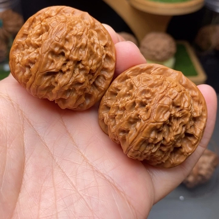 把件文玩核桃红狮子42