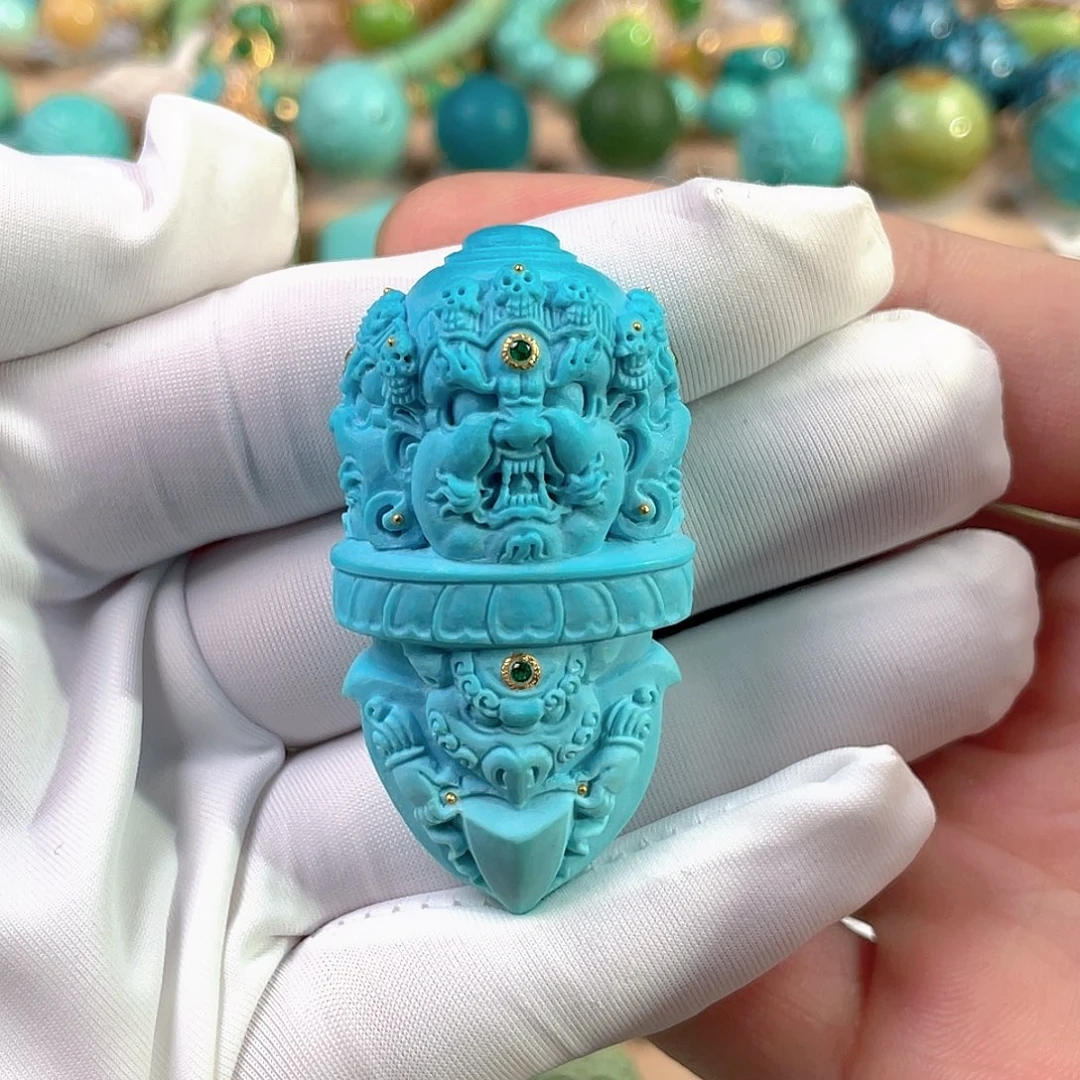 绿松石未镶嵌珠宝奇石