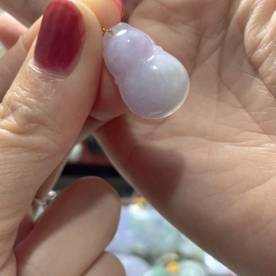 翡翠未镶嵌颈饰紫葫芦吊坠