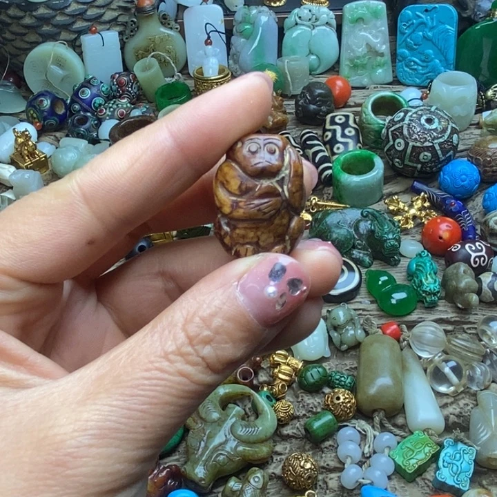 未镶嵌颈饰玛瑙/玉髓程*肃