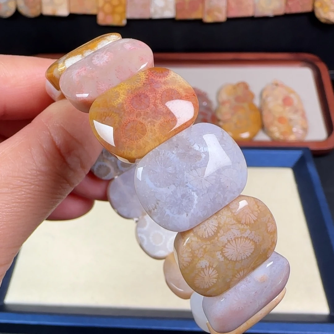 未镶嵌手链硅化玉果冻彩花手牌放漏