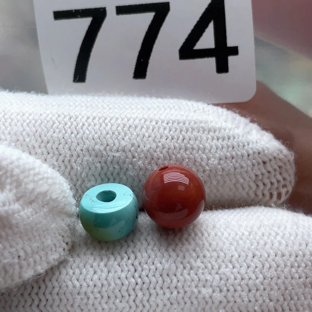 南红玛瑙未镶嵌珠宝奇石