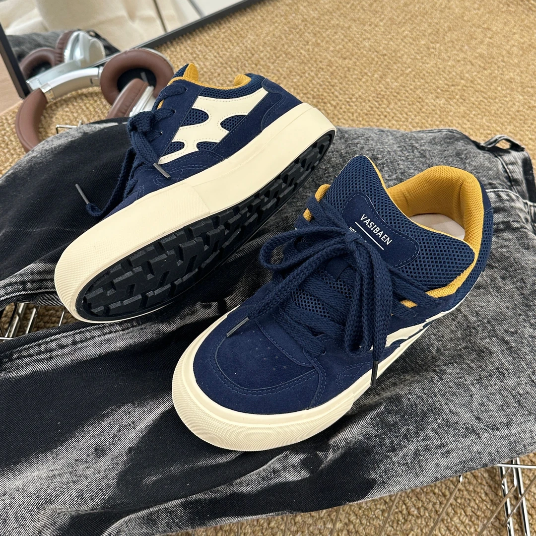 2025新款爆款痞帅干净感男鞋设计感面包鞋小众厚底百搭休闲潮鞋子