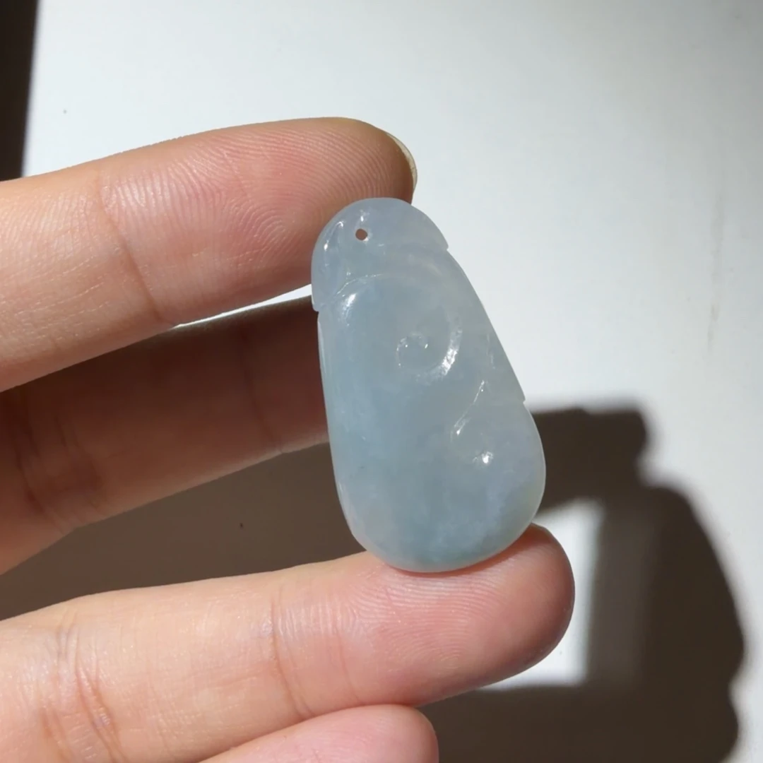 颈饰未镶嵌翡翠好