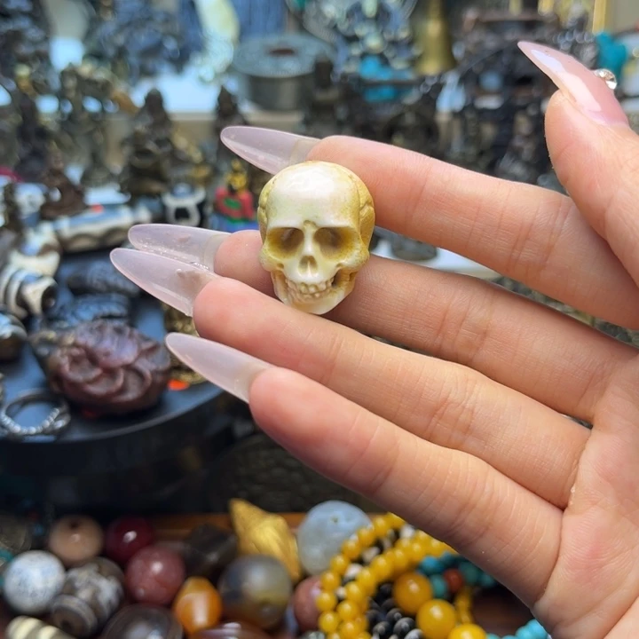 凡***）泥塑闪价漏价一件